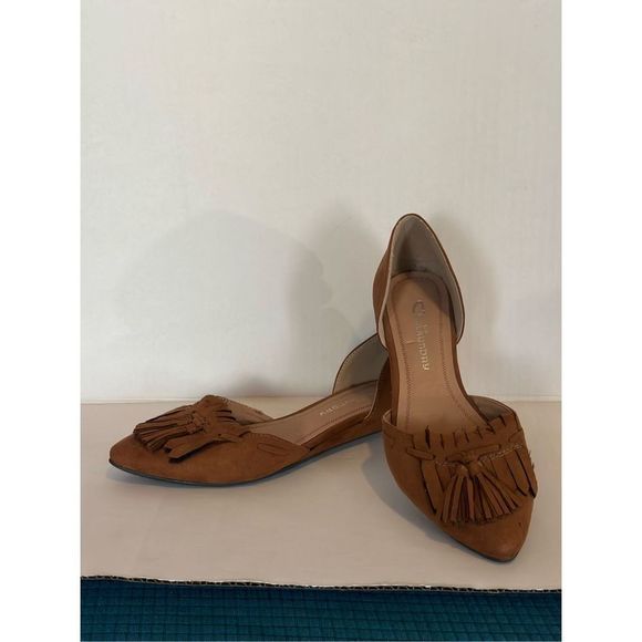 Chinese Laundry Shoes - Pre-loved - CI by Chinese Laundry Seline Tassel Front Flats - Size 6.5